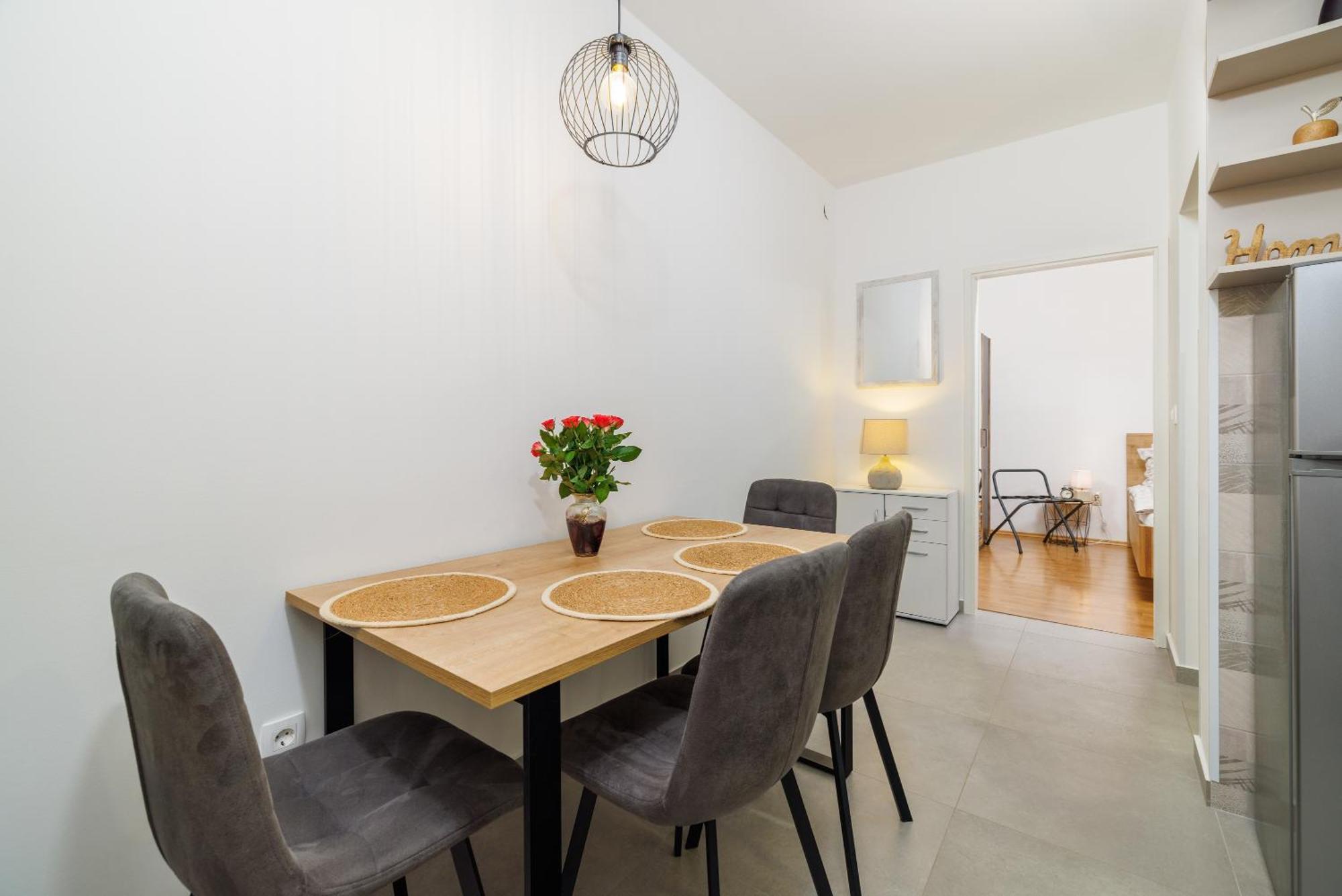 Apartmani Viktorija Ядраново Экстерьер фото