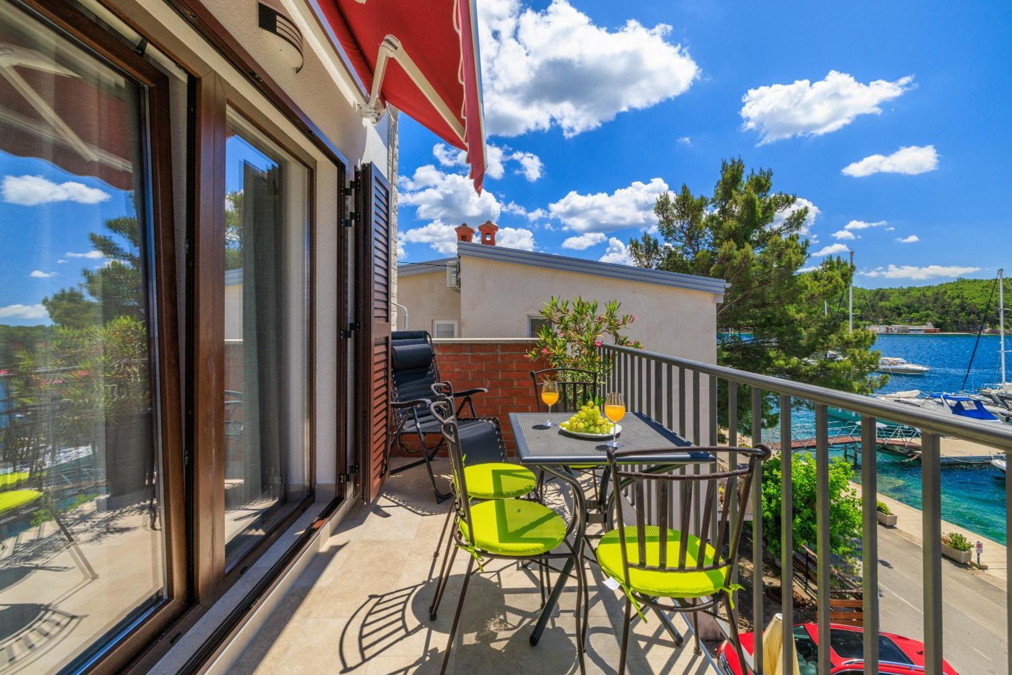 Apartmani Viktorija Ядраново Экстерьер фото